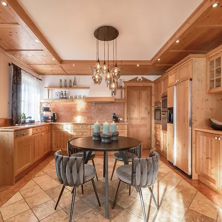 Villa Exclusive Tyrolean Near Lifts, Cleaning Included
