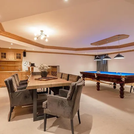 Exclusive Tyrolean Near Lifts, Cleaning Included Apfeldorf