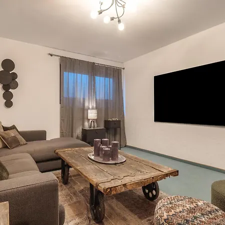 Exclusive Tyrolean Near Lifts, Cleaning Included *