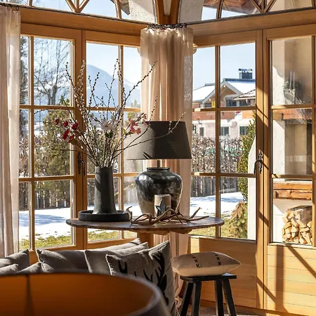 Exclusive Tyrolean Near Lifts, Cleaning Included * Apfeldorf